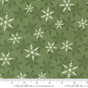56134 15 Winter Friends Pine