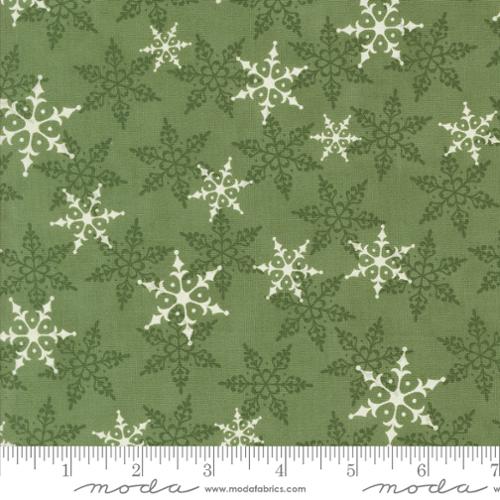 56134 15 Winter Friends Pine